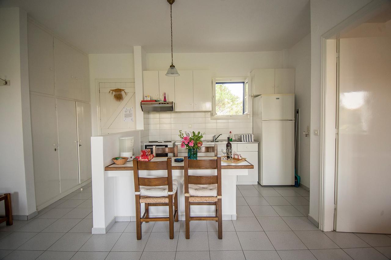סקאלה ארסו Eressos Ilios Apartments מראה חיצוני תמונה