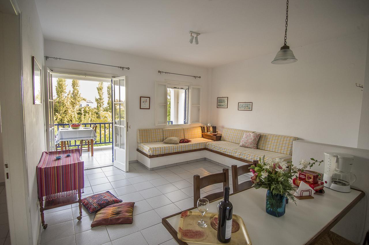 סקאלה ארסו Eressos Ilios Apartments מראה חיצוני תמונה